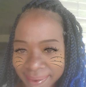 Meet your Posher, Minnie